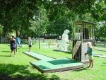 mini golf